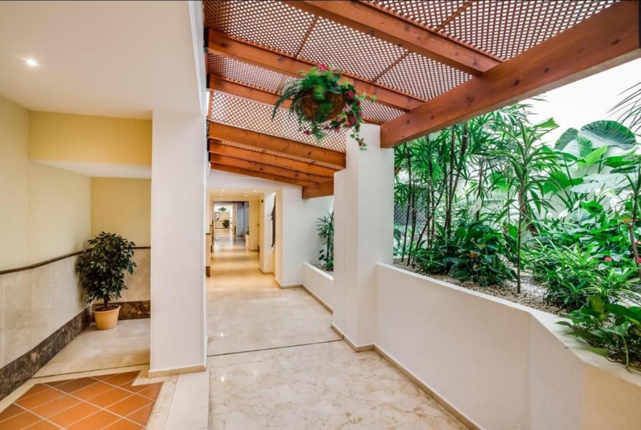 Terrazas De Banus Apartment Marbella Exterior photo